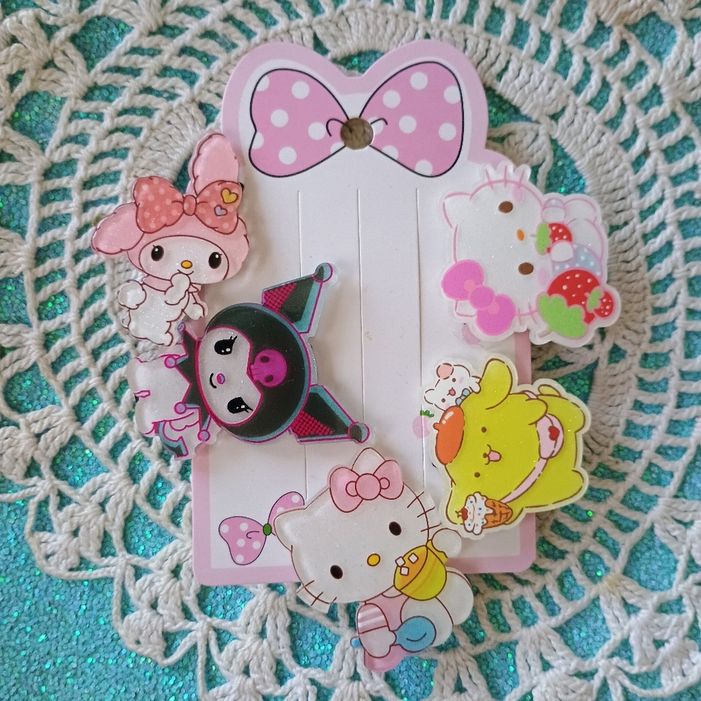 5 hello kitty hairclips